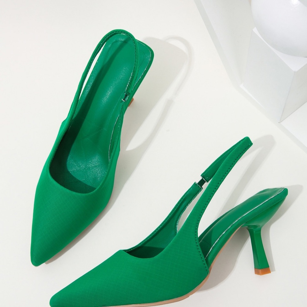 Elegant Green Slingback Heels Sz 41 NEW